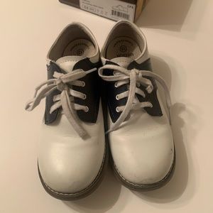 EUC Footmates Shoes Size: 13